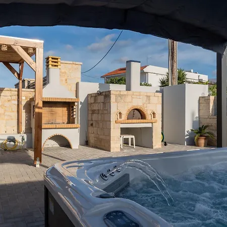 Md With Private Jacuzzi Near The 公寓 *