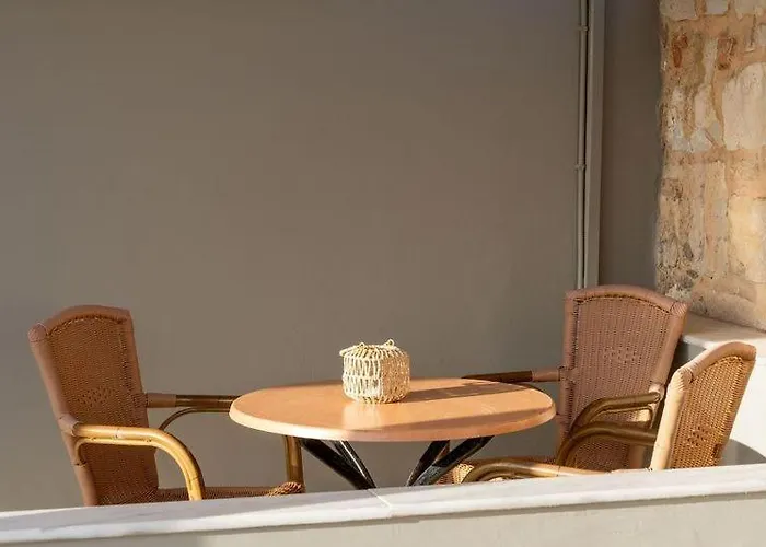 Md With Private Jacuzzi Near The 公寓